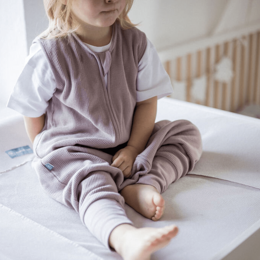 Schlafsack mit Füssen 1.0 TOG | Essential Berry