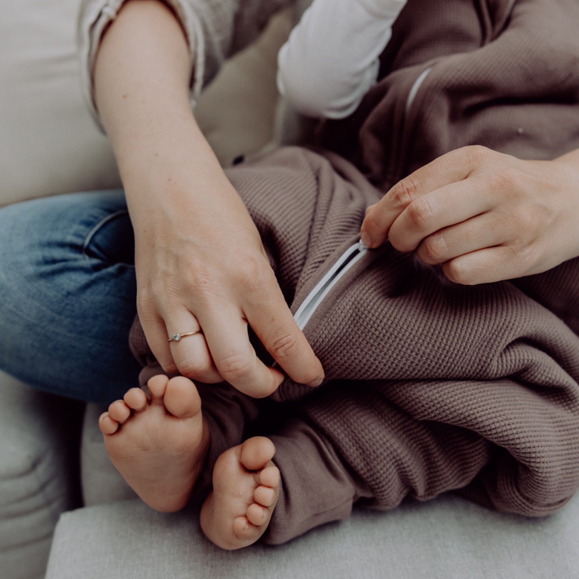 Schlafsack mit Umschlag-Fuß 2.5 TOG | Essential Taupe