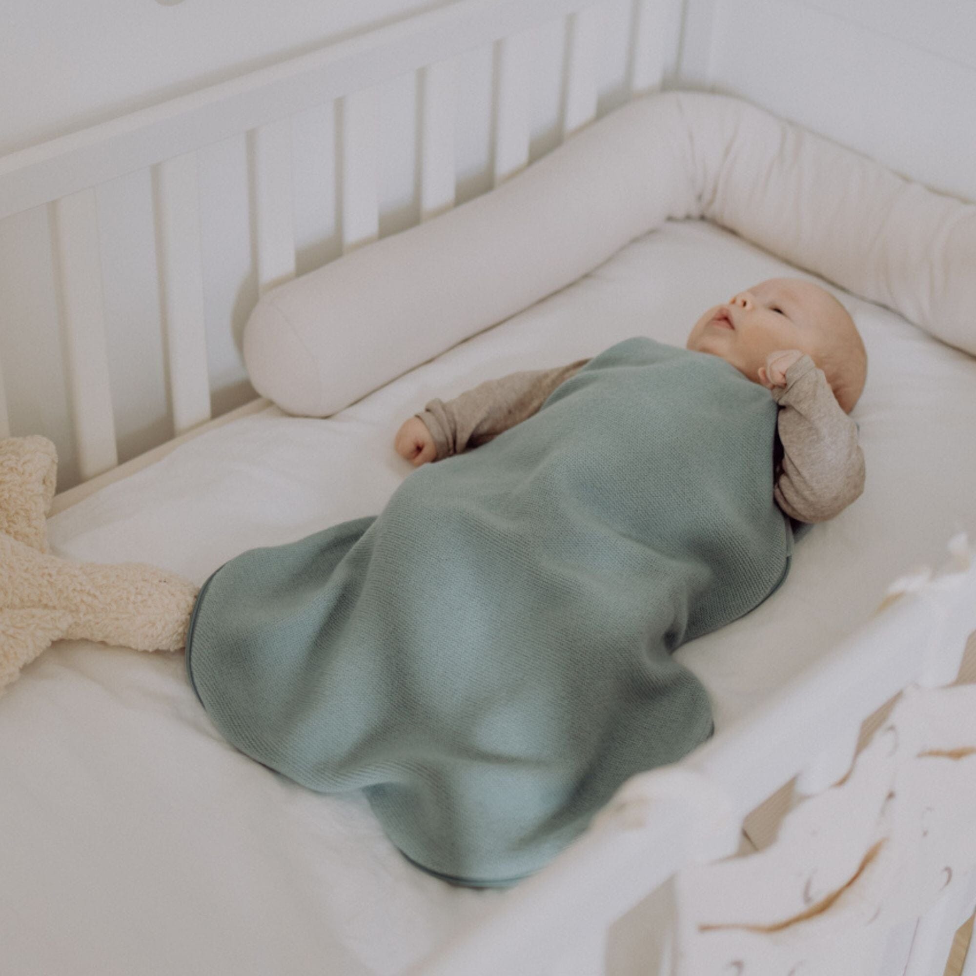 Babyschlafsack aus Merinowolle 1.0 TOG | Essential Mint